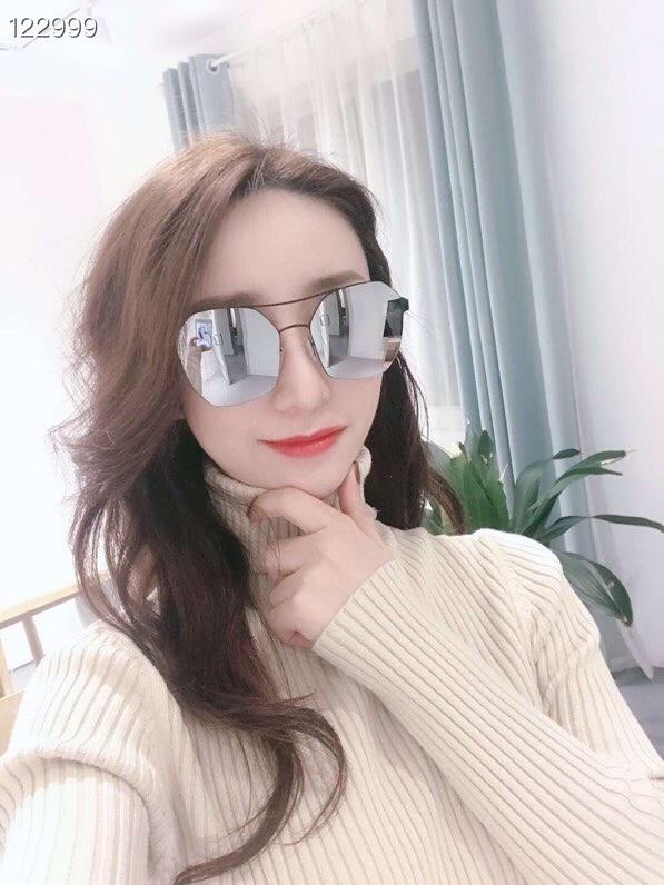 DIOR-迪奧 2019新款 超輕無螺絲壓不壞系列情侶款 大框多邊形 男女通用太陽鏡 100%紫外線防護 5460  lly1248